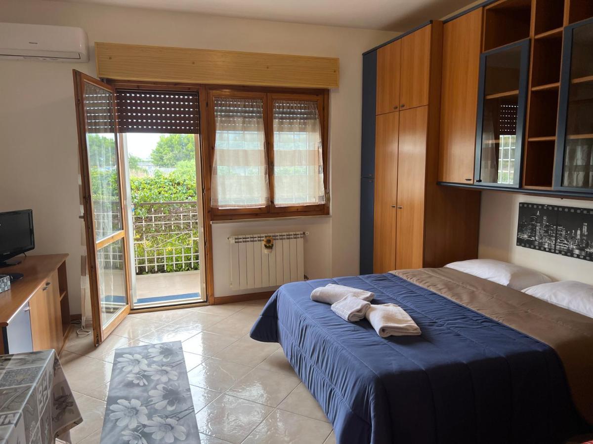 ヌーバ フィエラ B&B ポンテ・ガレリア 部屋 写真