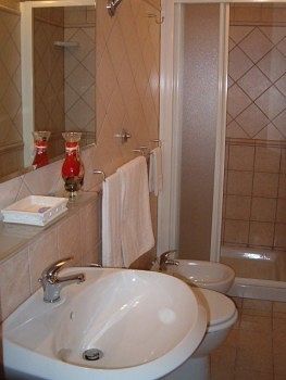 ヌーバ フィエラ B&B ポンテ・ガレリア エクステリア 写真