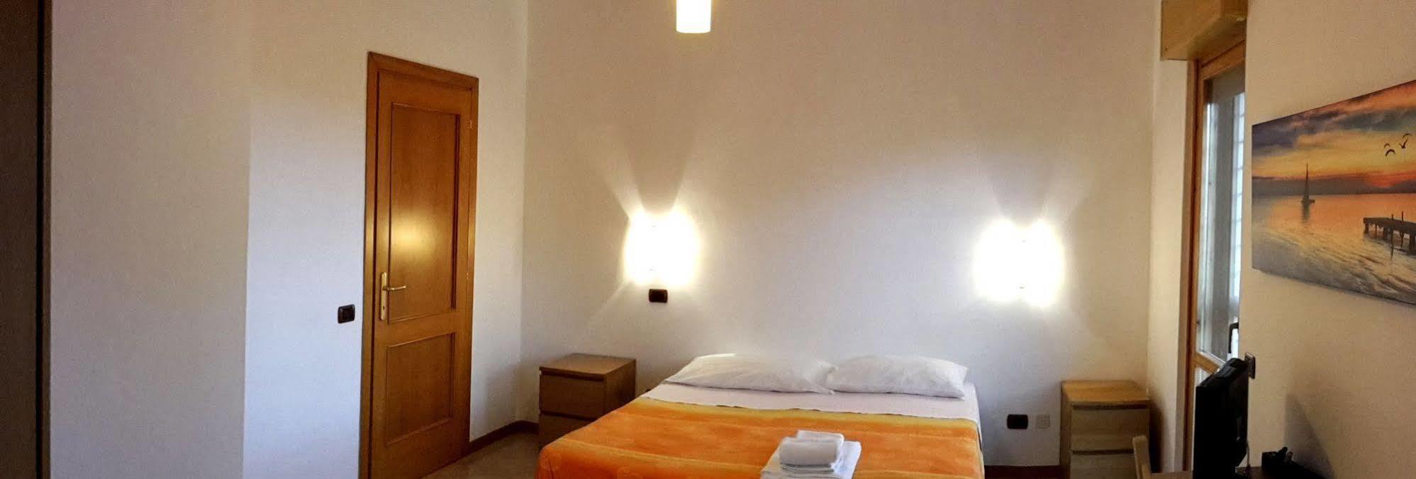 ヌーバ フィエラ B&B ポンテ・ガレリア エクステリア 写真